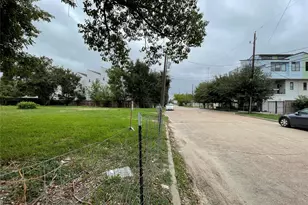 2106 Tuam St, Houston, TX 77004 - Photo 5