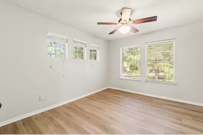 75 Scarlet Woods Court, The Woodlands, TX 77380 - Photo 19