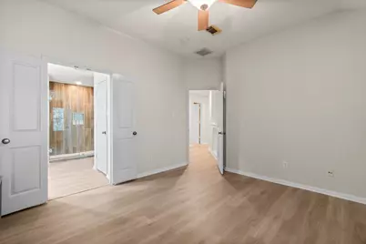 75 Scarlet Woods Court, The Woodlands, TX 77380 - Photo 15