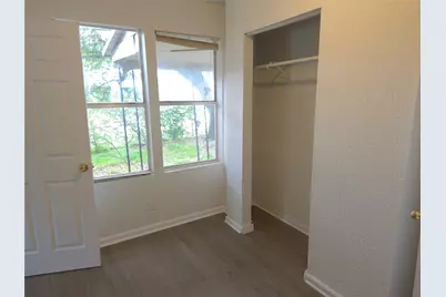 2204 Highway 3, Dickinson, TX 77539 - Photo 7