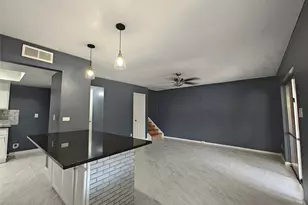 2252 Shadowdale Dr, Houston, TX 77043 - Photo 11