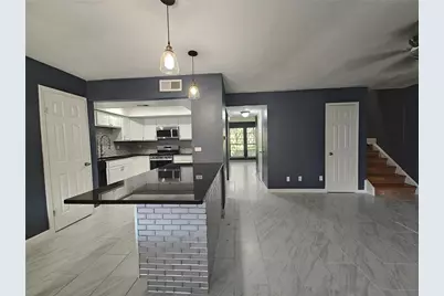 2252 Shadowdale Drive #362, Houston, TX 77043 - Photo 13