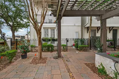 3217 Maxroy Street, Houston, TX 77008 - Photo 23