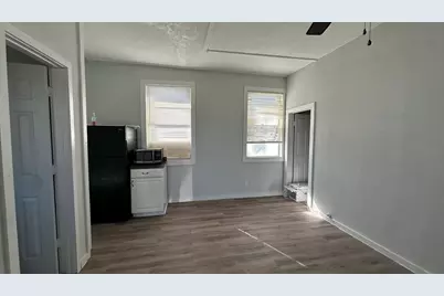 904 Herbert A #A, Pasadena, TX 77506 - Photo 3