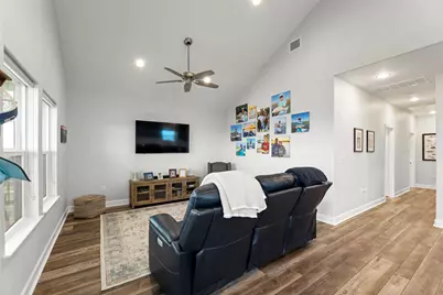 2024 County Road 201, Sargent, TX 77414 - Photo 7