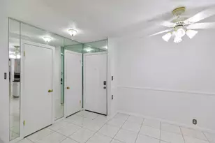 2601 Bellefontaine St, Houston, TX 77025 - Photo 9
