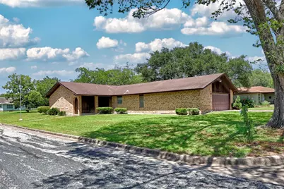 808 Herder Avenue, Schulenburg, TX 78956 - Photo 1
