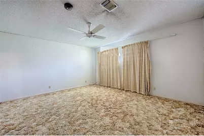 808 Herder Avenue, Schulenburg, TX 78956 - Photo 19