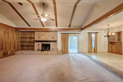 808 Herder Avenue, Schulenburg, TX 78956 - Photo 5