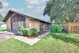 808 Herder Ave, Schulenburg, TX 78956 - Photo 31