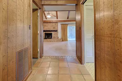 808 Herder Avenue, Schulenburg, TX 78956 - Photo 3