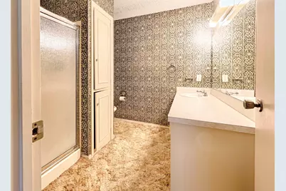 808 Herder Avenue, Schulenburg, TX 78956 - Photo 21