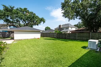 4711 Burning Tree Drive, Baytown, TX 77521 - Photo 13