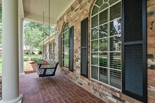51 Dewberry Ct, Lake Jackson, TX 77566 - Photo 5