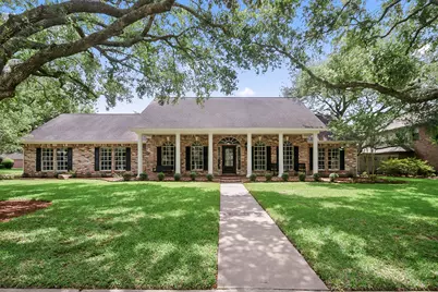51 Dewberry Court, Lake Jackson, TX 77566 - Photo 3