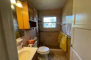 6642 Teluco St, Houston, TX 77055 - Photo 11