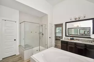 7823 Leighton Trl, Pasadena, TX 77505 - Photo 21