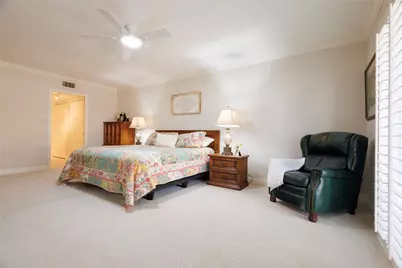 655 S Ripple Creek Drive #655, Houston, TX 77057 - Photo 19