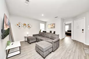 9027 Madera Rd, Houston, TX 77078 - Photo 7
