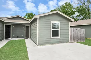 9027 Madera Rd, Houston, TX 77078 - Photo 5