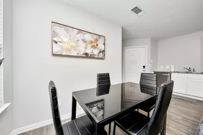 9027 Madera Road #B, Houston, TX 77078 - Photo 11
