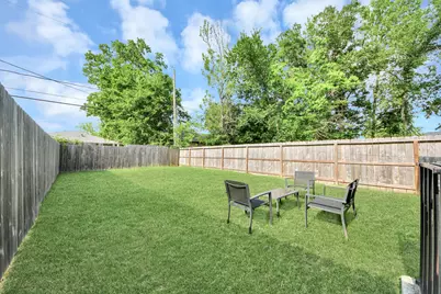 9027 Madera Road #B, Houston, TX 77078 - Photo 47