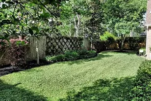 7919 S Wellington Ct, Houston, TX 77055 - Photo 17