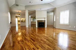 7919 S Wellington Ct, Houston, TX 77055 - Photo 7