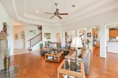 835 Lake Grayson Drive, Katy, TX 77494 - Photo 9