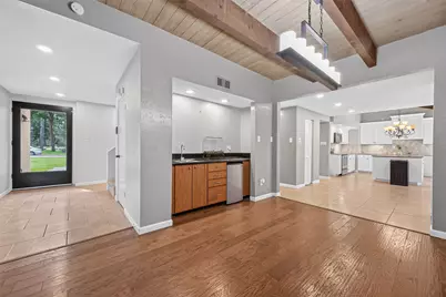 23610 Creekview Drive, Spring, TX 77389 - Photo 11