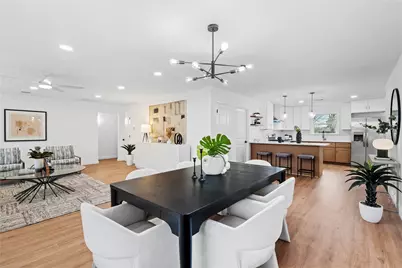 5023 Redstart Street, Houston, TX 77035 - Photo 11