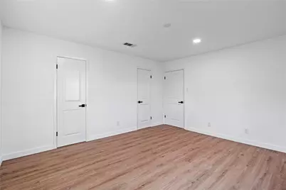 5023 Redstart Street, Houston, TX 77035 - Photo 27