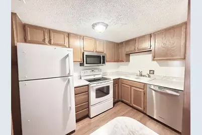 2016 Main #1904, Houston, TX 77002 - Photo 9