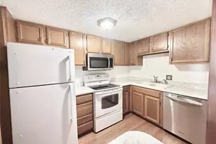 2016 Main, Houston, TX 77002 - Photo 9