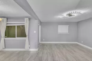 7044 S Dairy Ashford Rd, Houston, TX 77072 - Photo 9