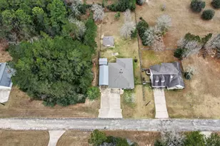 311 Peppertree, Village Mills, TX 77663 - Photo 39