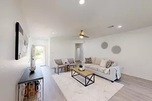 9303 Colonial Bent Ct, Conroe, TX 77385 - Photo 11