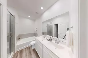 9303 Colonial Bent Ct, Conroe, TX 77385 - Photo 23