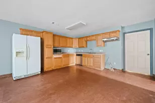 114 Main St, Hull, TX 77564 - Photo 9