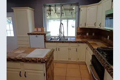 1602 Emerald Lake Court, Houston, TX 77062 - Photo 7