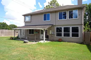 1602 Emerald Lake Ct, Houston, TX 77062 - Photo 19