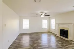 4409 Spoonbill Dr, Seabrook, TX 77586 - Photo 5