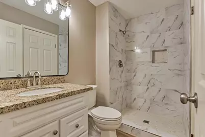 2051 Oak Shores Drive, Kingwood, TX 77339 - Photo 31