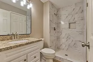 2051 Oak Shores Dr, Kingwood, TX 77339 - Photo 31