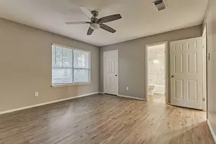 2051 Oak Shores Dr, Kingwood, TX 77339 - Photo 19
