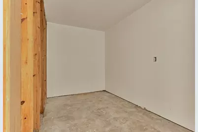 2051 Oak Shores Drive, Kingwood, TX 77339 - Photo 33