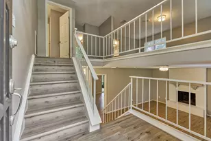2051 Oak Shores Dr, Kingwood, TX 77339 - Photo 5