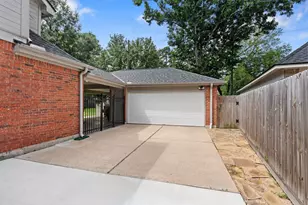 16027 Winchmore Hill Dr, Spring, TX 77379 - Photo 3
