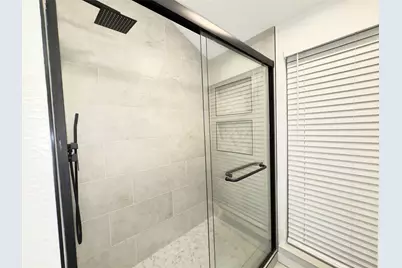 16508 Space Center Boulevard, Houston, TX 77058 - Photo 13