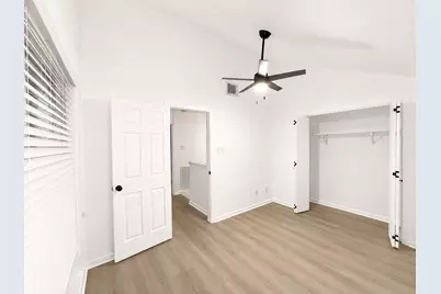 16508 Space Center Boulevard, Houston, TX 77058 - Photo 15